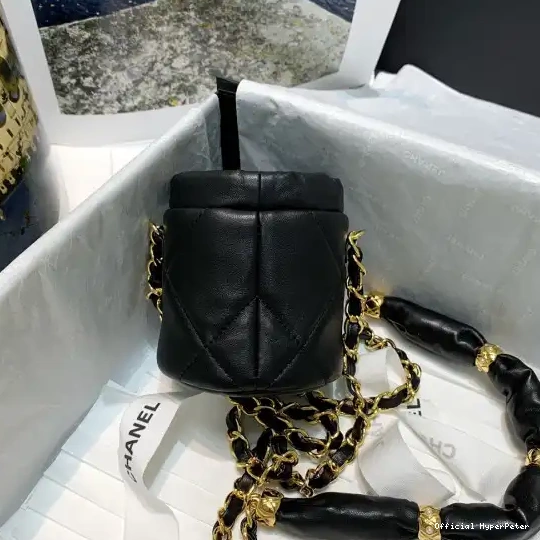 Hyper Peter CHAIN CHANEL WITH CHANELUTCH 0531